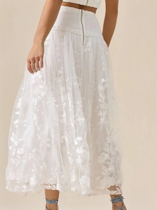Altar'd State Dresses & Skirts - NWT Altar'd State Emorae White Floral Embroidered Tulle Mesh Maxi Skirt Size XS